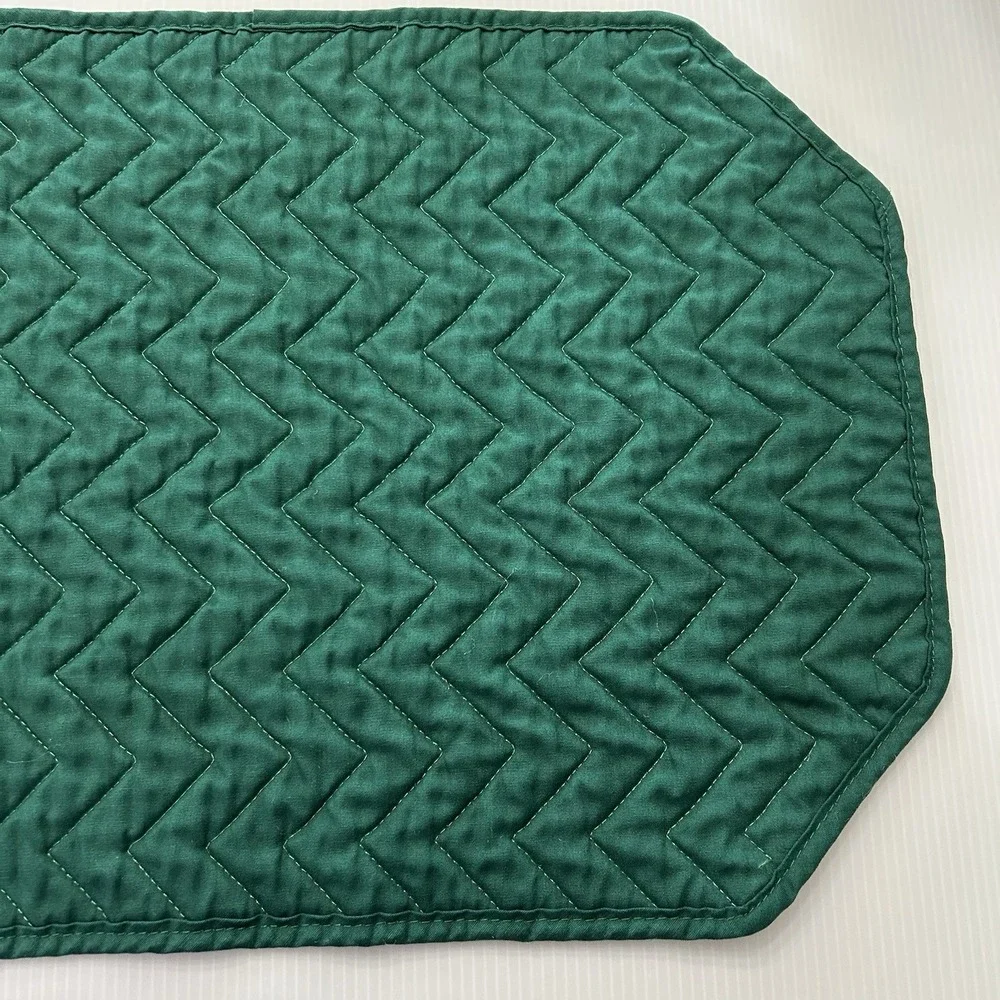 Handmade‎ Red And Green Quilted Zig Zag Placemats Set Of 4 Christmas Holiday